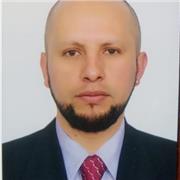 Profesor Licenciado en Filosofía y Letras, enseña a niños y jóvenes de básica primaria, básica secundaria y/o bachiller, disponibilidad de tiempo completo